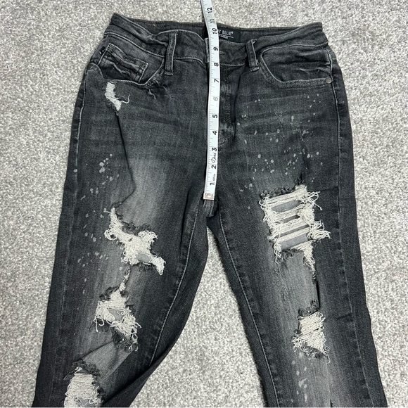 Judy Blue Jeans 5 27 Black Wash Boyfriend Fit Destroyed Bleach Splattered - Picture 4 of 9